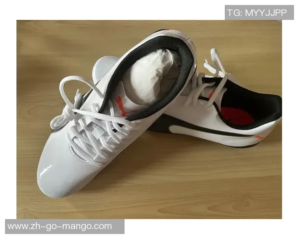 足球鞋女孩的梦想之路如何在绿茵场上闪耀光芒